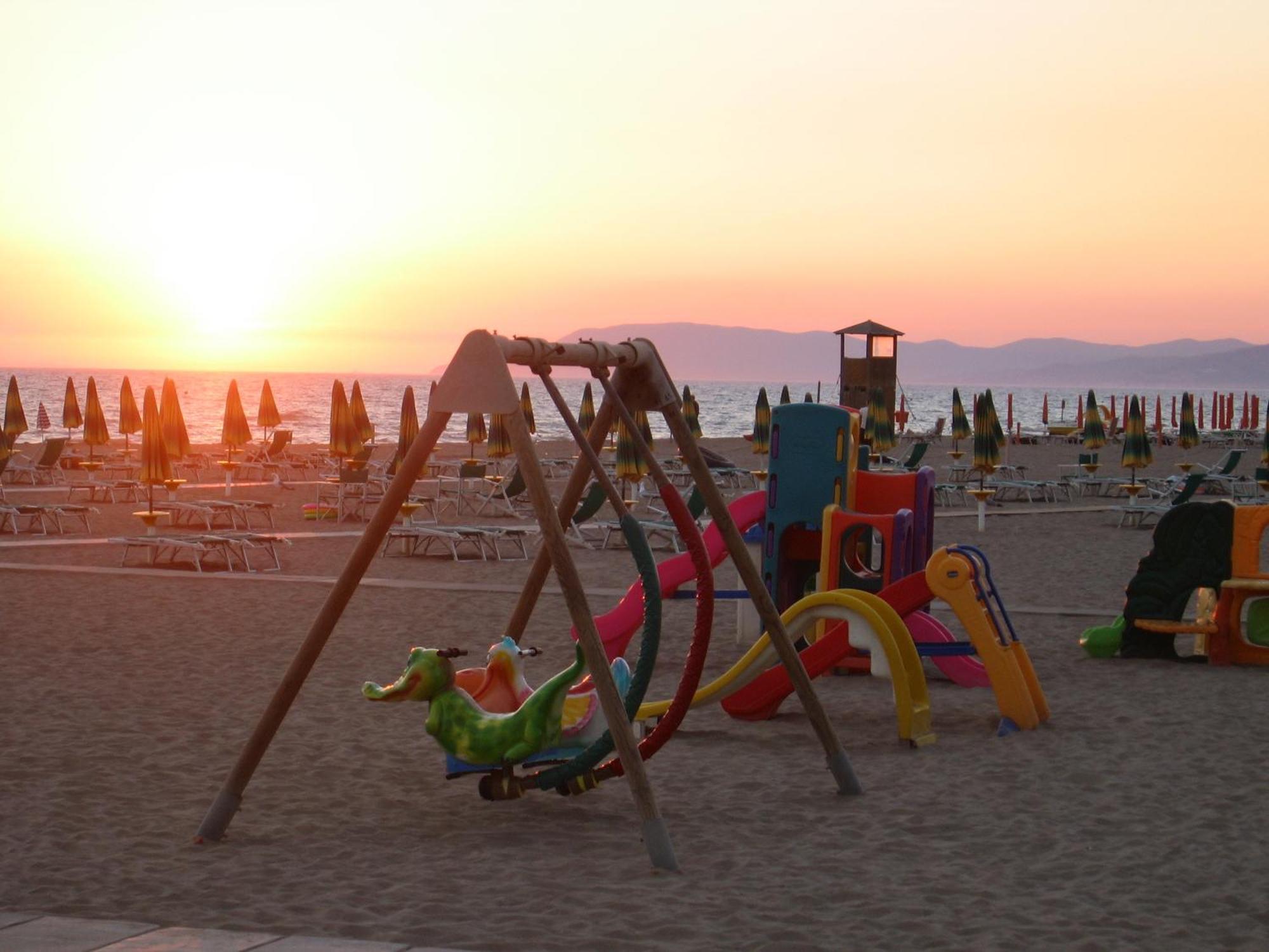 Residence Delle Nazioni Principina a Mare Bagian luar foto