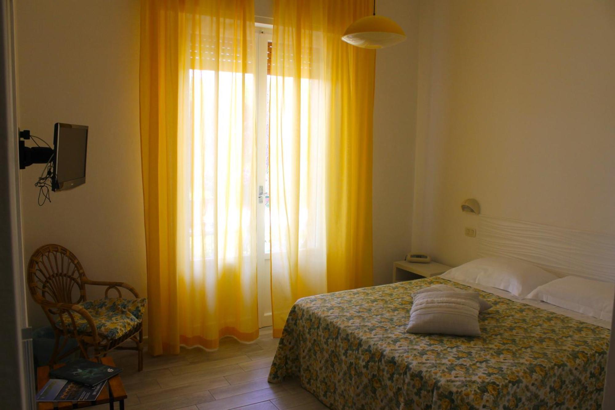 Residence Delle Nazioni Principina a Mare Bagian luar foto